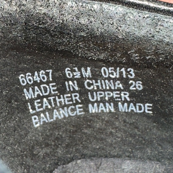 Clarks Size 6.5 - Picture 7 of 8